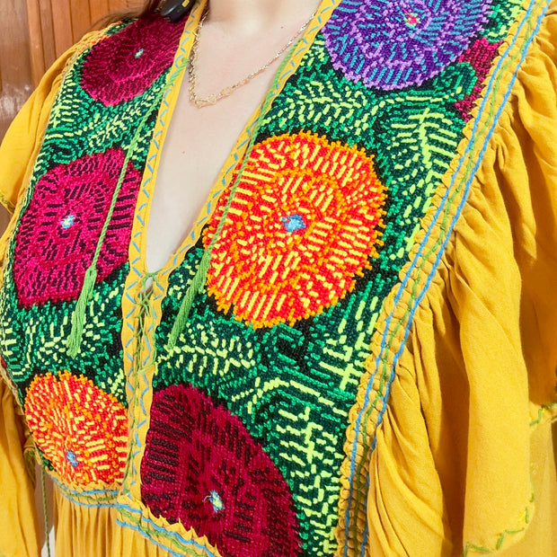VESTIDO MOSTAZA BORDADO