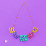 COLLAR MADERA PAPEL PICADO