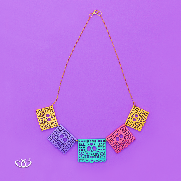 COLLAR MADERA PAPEL PICADO