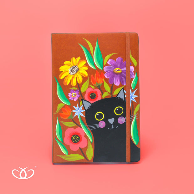 LIBRETA GATO NEGRO FLORES PINTADA GRANDE